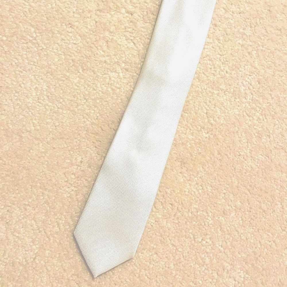 Perry Ellis tie